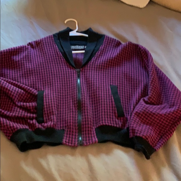 Jacket - Picture 5 of 8